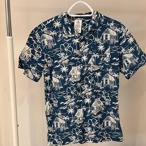 Disney Parks YOUTH short sleeve T size 14 with stitch pattern